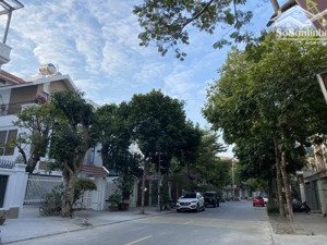 giảm 1 tỷ bán biệt thự làng việt kiều châu âu, mộ lao 190m², mặt tiền 10m, gần hồ, giá chỉ 48 tỷ