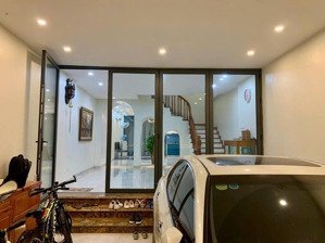 bán liền kề ngô thì nhậm 60m2 5 tầng mt 5m vỉa hè 2 bên quanh 15 tỷ