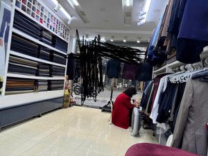 bán nhà chính chủ mặt phố tràng tiền hoàn kiếm 52m ô tô kinh doanh