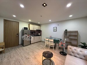 thuê cc 1pn 50m2 thang máy an ninh tôn gỗ - nguyễn gia trí bình thạnh sát hutech ftu lh 