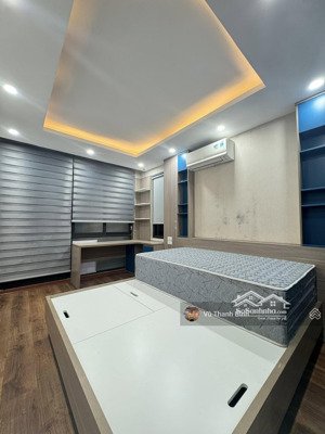 phùng chí kiên_nhà mới đẹp_full nội thất_5 tầng hiện đại_8.3 tỷ