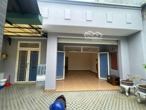 nhà căn góc 2 mặt tiền đường nhựa 10m kp.thống nhất 1, phường dĩ an, tp.dĩ an- bình dương.