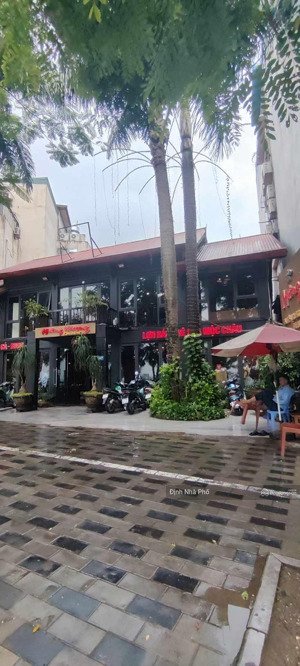 (hàng hiếm)mảnh đất vàng 2 mặt tiền phố lạc long quân -182m2, mt: 9.6m sổ vuông đẹp a4- view hồ tây