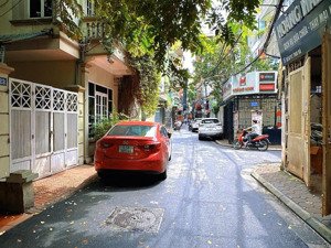 cần bán nhanh nhà phố thái hà 105m , 7 tầng thang máy gara ôtô. đường thông vỉa hè ô tô tránh.