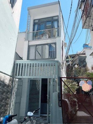 chỉ 3,55 tỷ - vĩnh hội hiếm bán - 3 tầng 2 pn - sổ 29m2 không qh