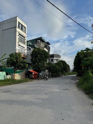 bán nhà phân lô tây nam linh đàm, ô tô tránh, vỉa hè rộng, 60m2 giá 21,5 tỷ