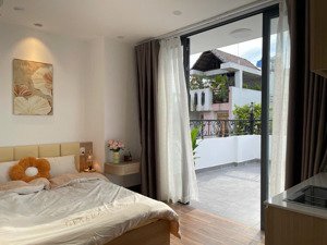 khai trương căn hộ 14 phòng full nội thất có ban công gần ngã tư bảy hiền, quận tân bình