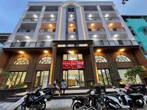 bds giữ tiền thảo điền, giá: 79 tỷ, toà nhà view sông 1 hầm 6 tầng, dt 22x11m, dòng tiền: 250tr/th.