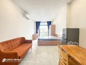 căn hộ ban công, máy giặt, tách bếp, mới 100% - lê trực, bình thạnh gần văn lang, saigonres plaza