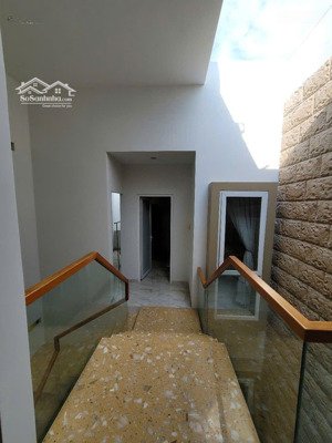 nhà đẹp 4 tầng đường huỳnh tấn phát