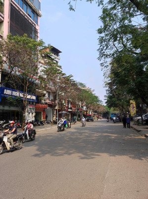 bán nhà mặt phố võ thị sáu, dt 67m2 x mặt tiền 18m, dòng tiền 50 triệu, 21 tỷ đồng