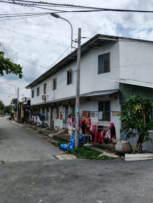 bán dãy trọ 2 tầng 7 phòng 6*25m, 5,5tỷ, căn góc, hxh 6m, lê văn lương, nhà bè, dòng tiền 14tr, shr