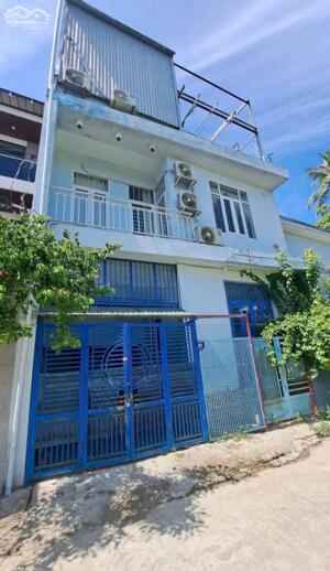Nhà 3 tầng LẠI THẾ đang Kinh Doanh HOMESTAY giá rẻ chỉ 2,6xx Tỷ