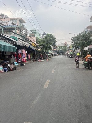 bán đất tặng nhà khu vip tên lửa đường 16m thu nhập 8 triệu/th