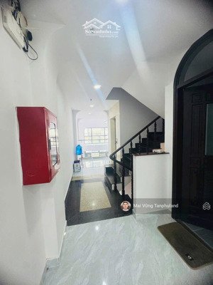 bán nhà đường 10m nguyễn sơn, phường phú thọ hoà, quận tân phú (4mx18m)(5 tấm)(11.8 tỷ)(thang máy)