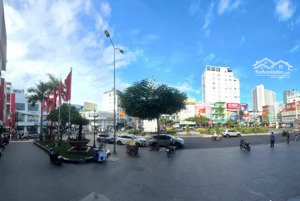 mặt tiền quang trung nối dài _ đối diện chánh bổn ] * tượng đài chiến thắng * giá : 200tr/m²