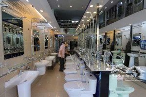 mặt phố cát linh- hào nam- an trạch. mặt phố vỉa hè kinh doanh. 63m 5 tầng 29.. tỷ. sổ chính chủ