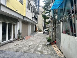 bán nhà dân xây lô góc việt hưng ô tô vào tận nhà, vài bước ra phố, giá nhỉnh 12 tỷ