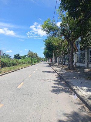 bán nhà mặt tiền kinh doanh - 90m2 - view sông, lưu hữu phước, q8, 4.5x20m, 5.7 tỷ thương lượng