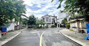 hot!! chuyển nhượng 250m2 chế lan viên sát đường ngang 10m xây villa , boutique , căn hộ