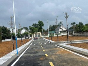 e còn vài lô ở gần tuyến metro số 5, diện tích 100m/ lô giá đầu tư