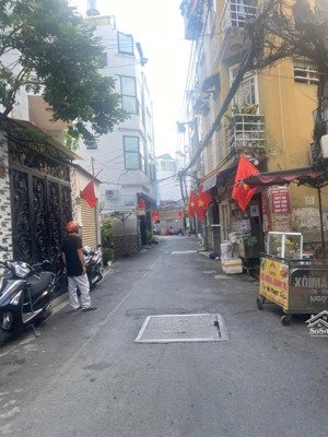 hot! 67m2 3 tầng ngang 4m hoàng hoa thám p.5 phú nhuận. hẻm xe hơi 3.5m thông. chỉ 9.1 tỷ