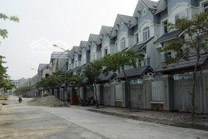 cho thuê nhà khu d geleximco nhà xây thô kiên cố 3,5 tầng tổng 140m2 sàn xấy 80%