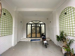 mặt tiền đườn đồng nai, p.2, q.tân bình