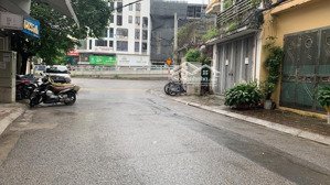 nhà 2 mt giáp phố hồng tiến - dt 80m2*7t - thang máy - vỉa hè - 3 oto tránh - kinh doanh sầm uất