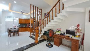 nhà đẹp 3 tầng kđt lê hồng phong 2 ( hà quang 2)/ nha trang - hướng đông nam
