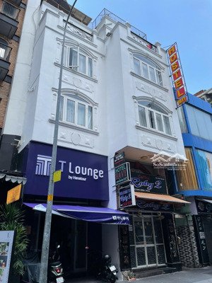 bán khách sạn tại ngay phố đi bộ bùi viện quận 1 - giá chỉ 85 tỷ