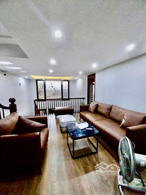 chủ mót bán giảm sốc 2tỷ. nhà mặt phố an xá, vỉa hè, mặt tiền rộng, kinh doanh. 50m2 x 5 tầng