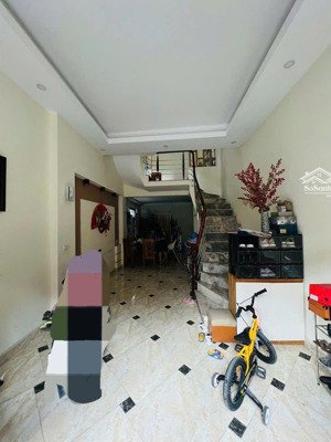 chủ cần tiền nên muốn bán căn nhà 4 tầng vĩnh quỳnh - thanh trì. giá mềm .