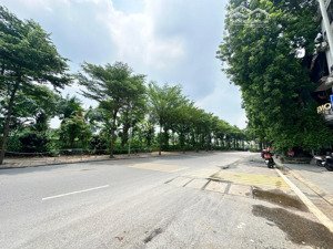 bán nhà mặt phố đường bưởi, quận ba đình, 26m2, mặt tiền 3m, 4 tầng, đường rộng, vỉa hè, 13.5 tỷ