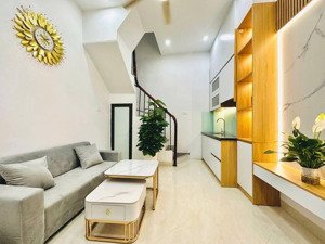 giá rẻ nhất phân khúc tại pháo đài láng đường vào thẳng nhà, hút tài, lộc, ở ngay dt 43m2 4t 8.45tỷ