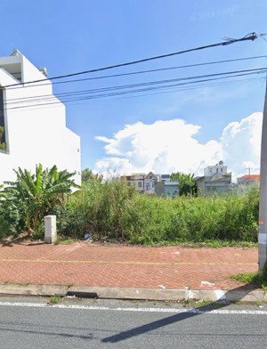 cần tiền xoay vốn bán gấp đất mt bà triệu,phường 6,cà mau giá 500tr/120m2 full thổ cư shr