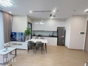 iris - 2pn - 55m² giá 3,9 tỷ - ban công đông nam. lh em thắng 