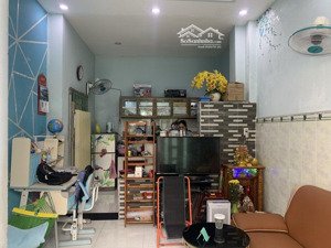 bán nhà 3 tầng_ đỗ xuân hợp _ dt 42,3m _giá 5, 3tỷ