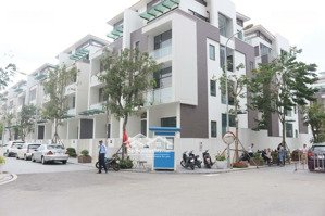 siêu phẩm lk nguyễn tuân, quận thanh xuân, 5 tầng 1 hầm, dt 100m2, mt 7,5m có ô chờ thang máy