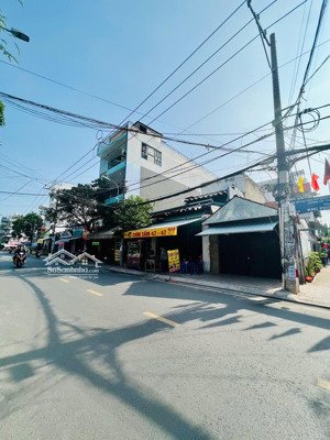 mặt tiền kinh doanh đường nguyễn hữu tiến 6.1x25m 1 lầu