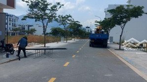 bán 1 nền đất ở phạm hùng nối dài, đường lớn, dân cư đông, giá 2tỷ750tr, shr, xdtd