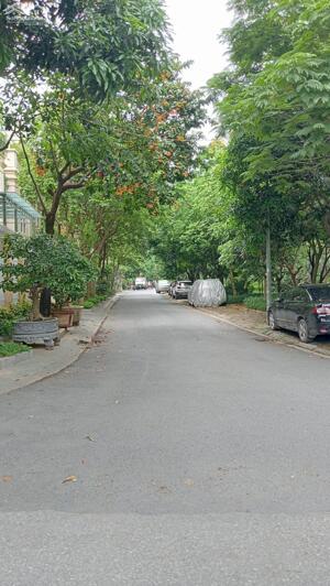 bán nhà ngõ 28 Xuân La Tây Hồ giá Chỉ 24,5 TỶ Diện tích: 60m² | Mặt tiền: 4,5m Nhà xây 4 tầng,