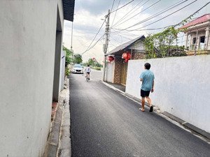 chủ cần bán gấp lô đất 62m đường thông ô tô vào được vị trí sầm uất giá đầu tư có thương lượng