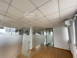 chính chủ cho thuê văn phòng 110m2 giá rẻ view cực thoáng ở đường hòa hưng, quận 10