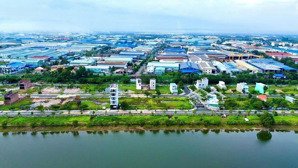 ngộp bank bán gấp đất 105m² full thổ cư, view hồ sinh thái, liền kề kcn lớn