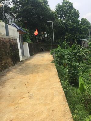 - Bán Nhanh mảnh đất Xã Tiên phương 45m2, Mt 5m, Vị trí đẹp , Oto đỗ Cửa , Giá chỉ 1.849 tr