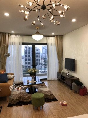 chính chủ cần bán căn hộ sky park residence. 75m2. 2pn2vs. view hồ thoáng mát. full nội thất