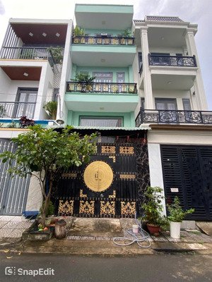 bán nhà đẹp 4 tầng btct tặng full nội thất gỗ quý, đường 8m, khu thượng lưu long trường quận 9