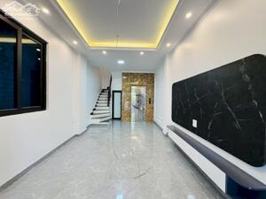 HOT HOT! NHỈNH 10 TỶ - NHÀ XÂY MỚI 45M2X6T - THANG MÁY - NỘI THẤT ĐẦY ĐỦ PHỐ ĐỘI CẤN, BA ĐÌNH.