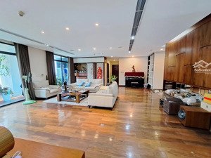siêu phẩm hạng sang - chcc cao cấp bậc nhất hoàng thành 300m2 - vincom bà triệu - lh 
